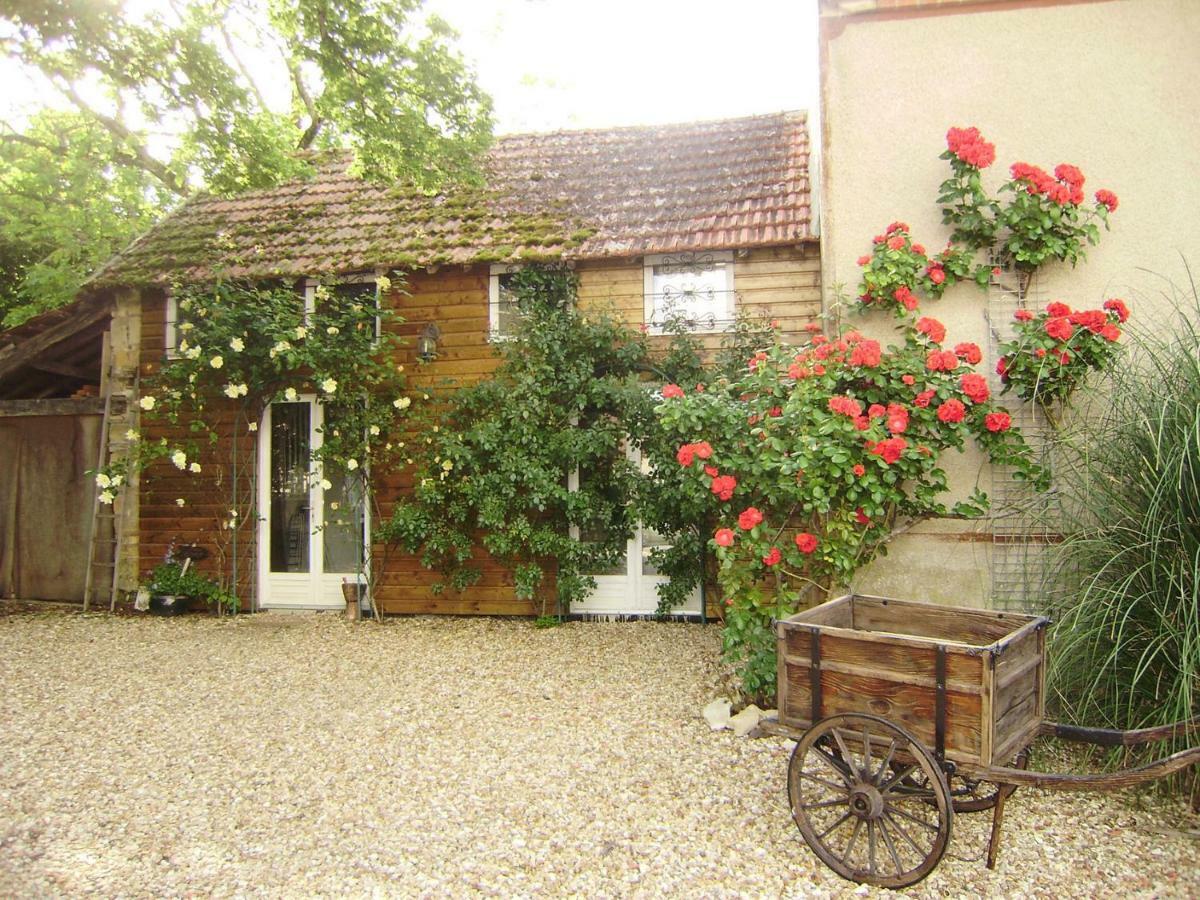 Le Clos De La Fontaine Massay Eksteriør bilde